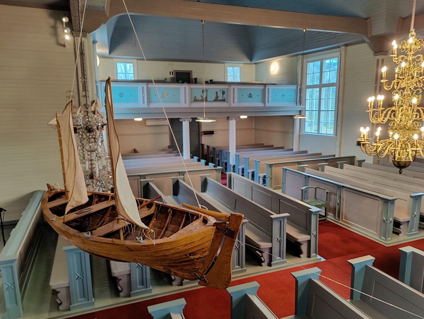 Pienoiskirkkovene Virolahden kirkossa
